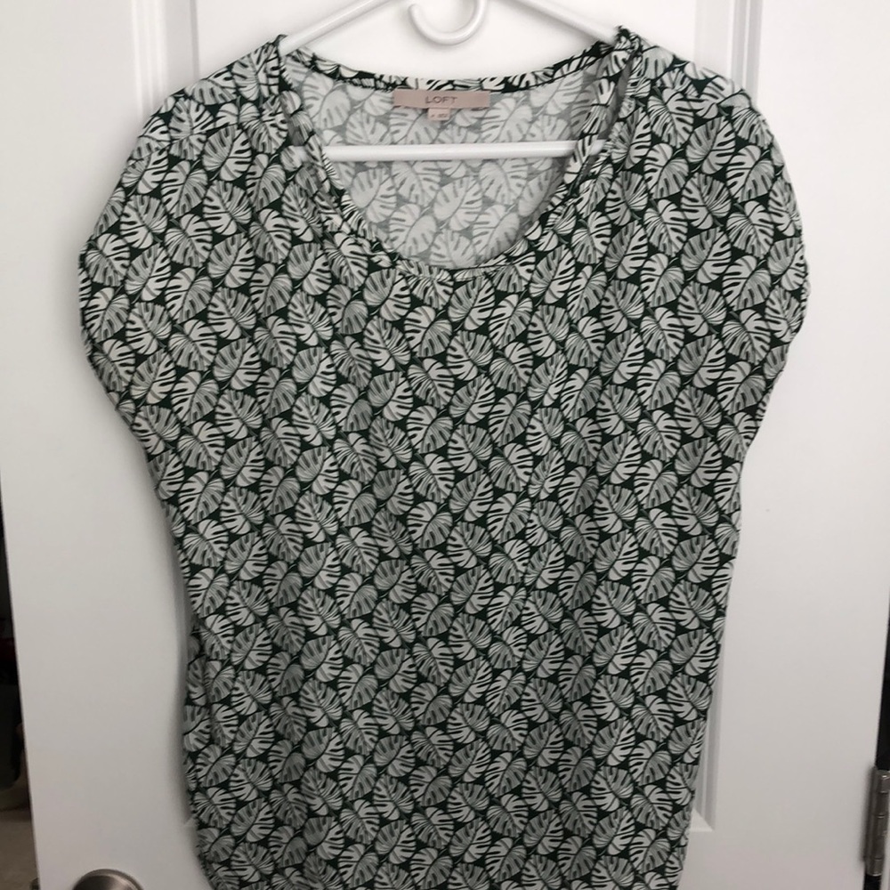 Loft Green leaf mixed media top